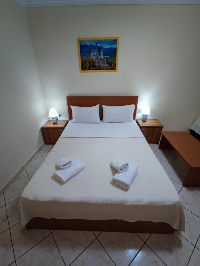 Constanteli Apartment Kavala Bagian luar foto